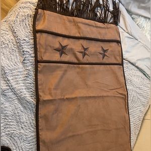 King size bed skirt and pillow shams